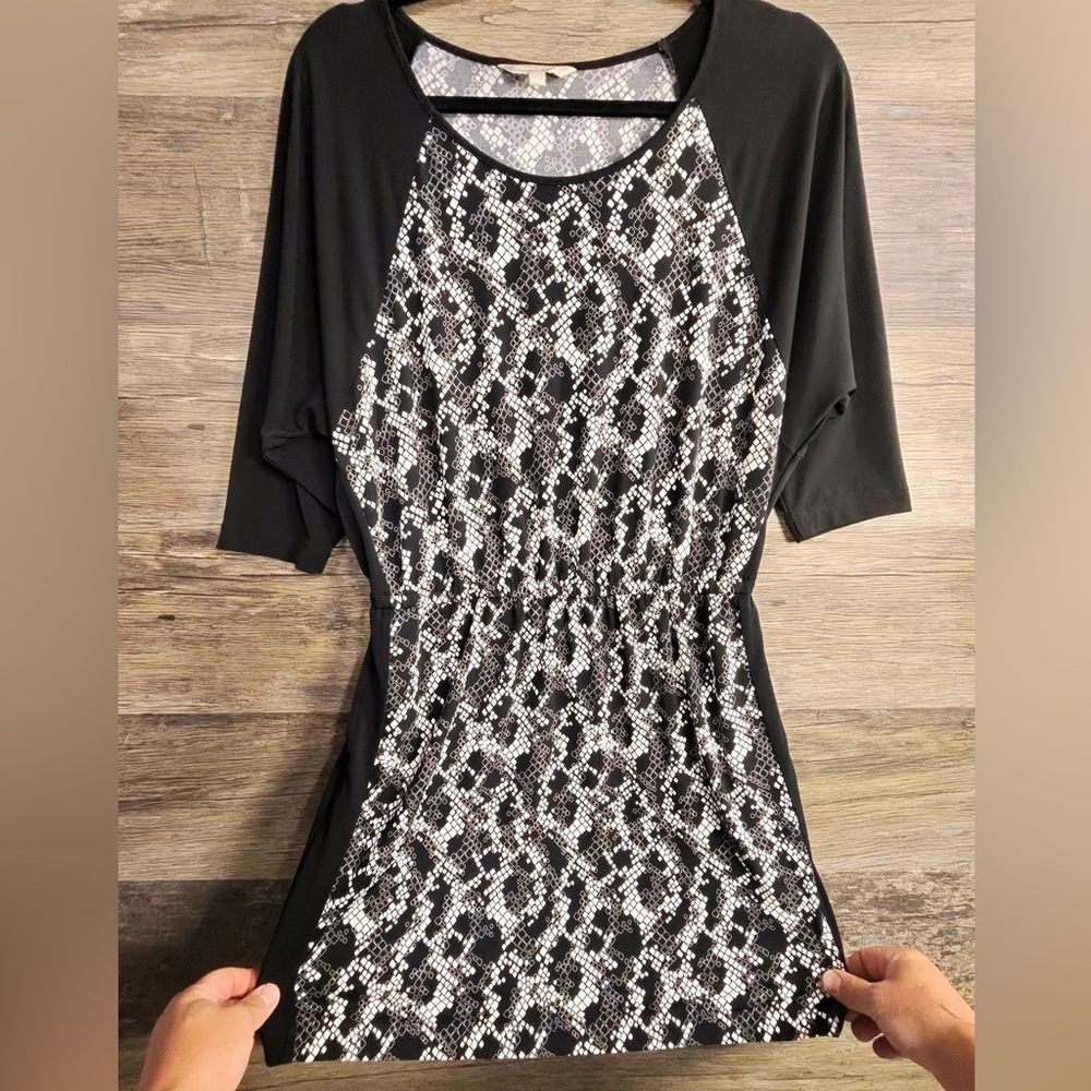 Banana Republic Black and Gray Geometric Dress